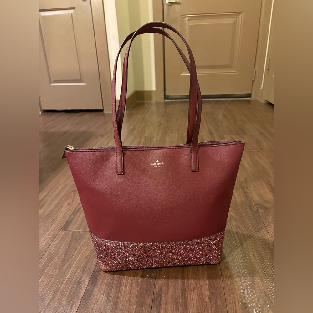 Kate Spade New York Greta Court Penny Tote Bag Glitter Cherrywood